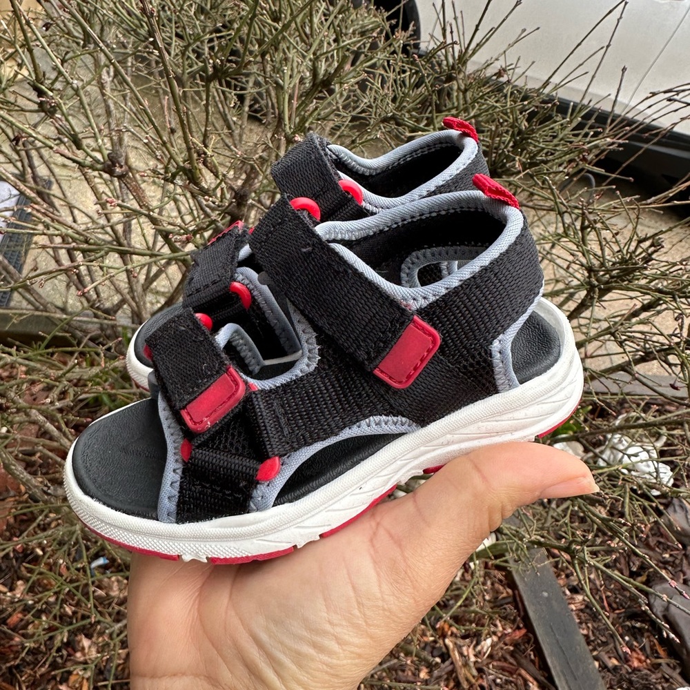 Toddler boy sandals